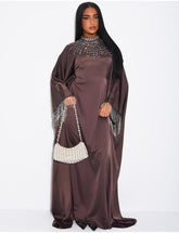 Abaya premium en satin ornée de strass & franges