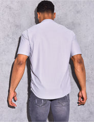 Chemise légére à relief